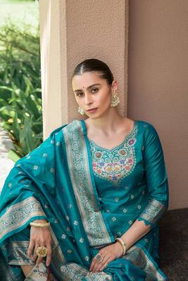 Beautiful Rama Colour Woven Paithnai Designer Fancy Girlish Banarasi Silk Salwaar Kameez 2