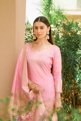 Beautiful Baby Pink Colour Woven Paithnai Designer Fancy Girlish Banarasi Silk Salwaar Kameez 2