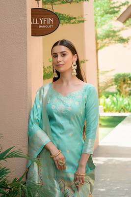 Beautiful Firozi Colour Woven Paithnai Designer Fancy Girlish Banarasi Silk Salwaar Kameez 2