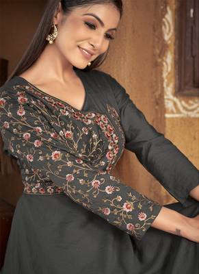 Grey Colour Fancy Glamorous Partywear Gowns For Ethnic Looks 2