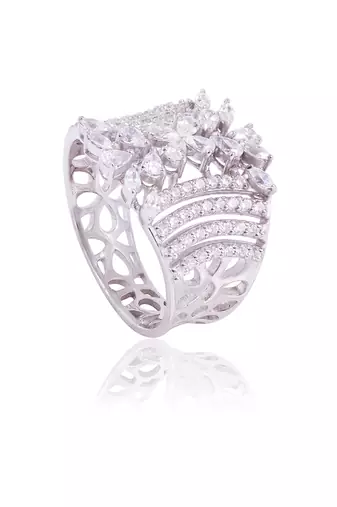 White danilo curve ring