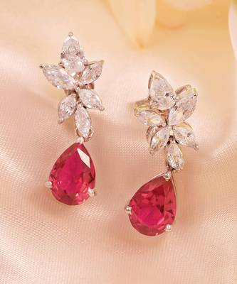 Red foliage earrings 1