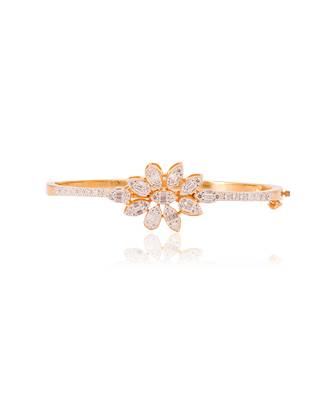 White ambre bracelet 1