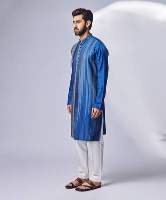 Blue white tagai design zig zag kurta set 3