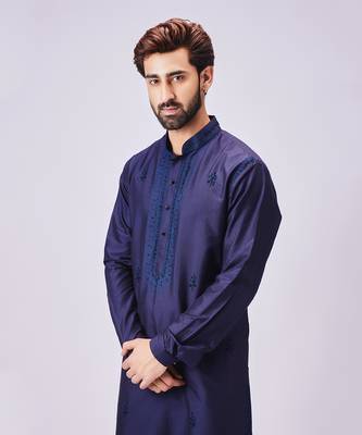 Navy blue aari embroidery kurta set 4