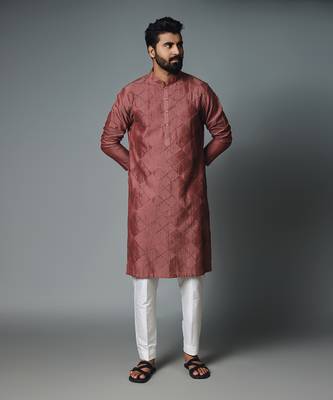 Maroon pintux kurta set 1