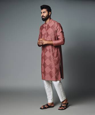 Maroon pintux kurta set 3