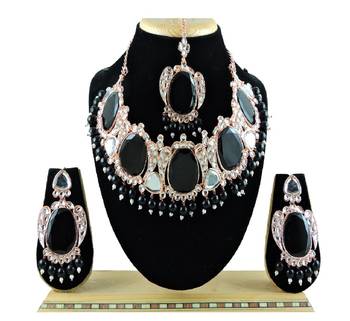 Premium Heavy Wedding Wear Necklace Set 2