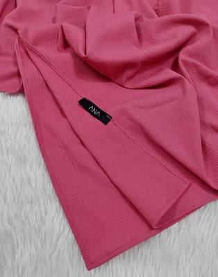 Ana light weight soft poly crinkle pink hijab 2