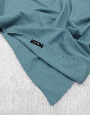 Ana light weight soft poly crinkle sea green hijab 2