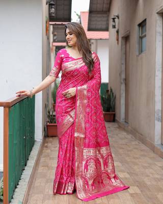 Pink Woven Design Bandhej Silk Blend Saree With Blouse 2