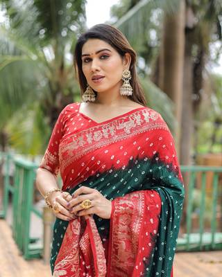 Green Woven Design Bandhej Silk Blend Saree With Blouse 4