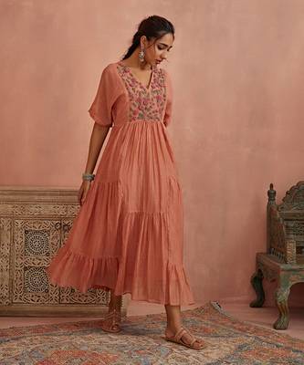 Blush flower embroidery tunic 2