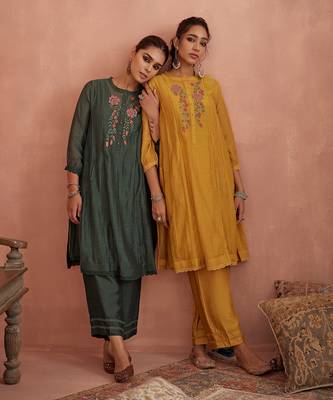 Teal floral emroidered tunic set 5