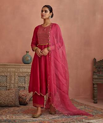 Magenta metal hand embroidered anarkali set 2