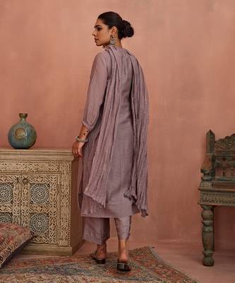 Mauve flower lace kurta set 3