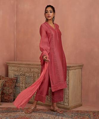 Coral flower lace kurta set 2