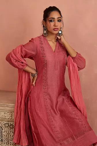 Coral flower lace kurta set