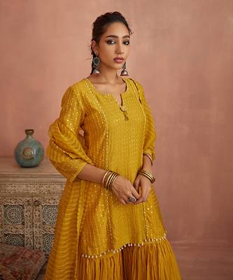 Yellow thread embroidered gharara set 4