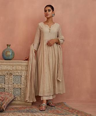 Ivory a line kurta set 1