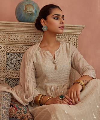 Ivory a line kurta set 4