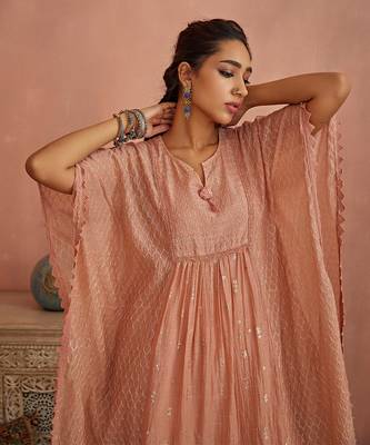 Blush chanderi kaftaan set 5