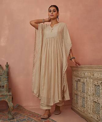 Ivory chanderi kaftaan set 1
