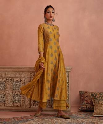 Mustard thread embroidered a line kurta set 2
