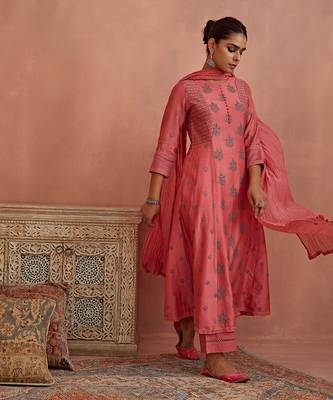 Coral thread embroidered a line kurta set 2