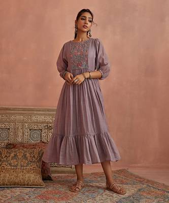 Mauve multi thread flower embroidery tunic 1