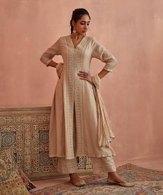 Ivory front open lace kurta set 1