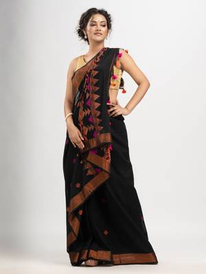 Black cotton all body buti with diamond pallu and copper zari broder handloom jacquard saree 1