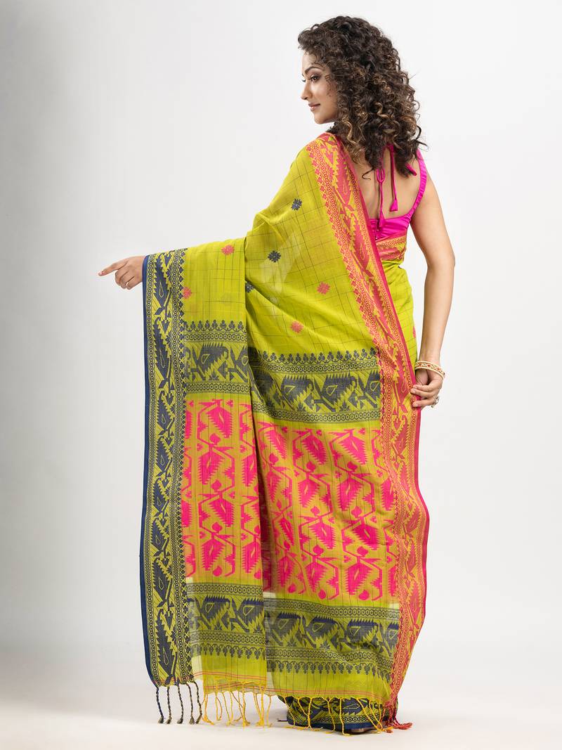 Pear Green cotton all body tai dai with pallu jacquard and ganga jamuna jacquard broder handloom saree