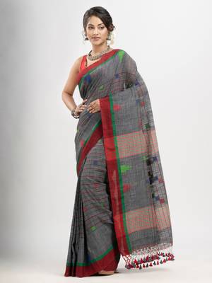 Grey cotton all body check and buti with pallu buti in solid broder handloom saree 1