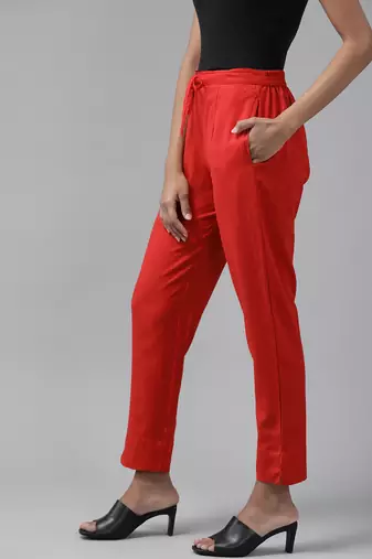  women red slim fit pure cotton trousers