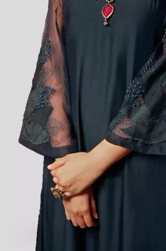 Teal blue roohani kurta set