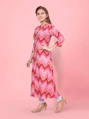 Aarika girls pink-white color zig zag kurti legging set 2