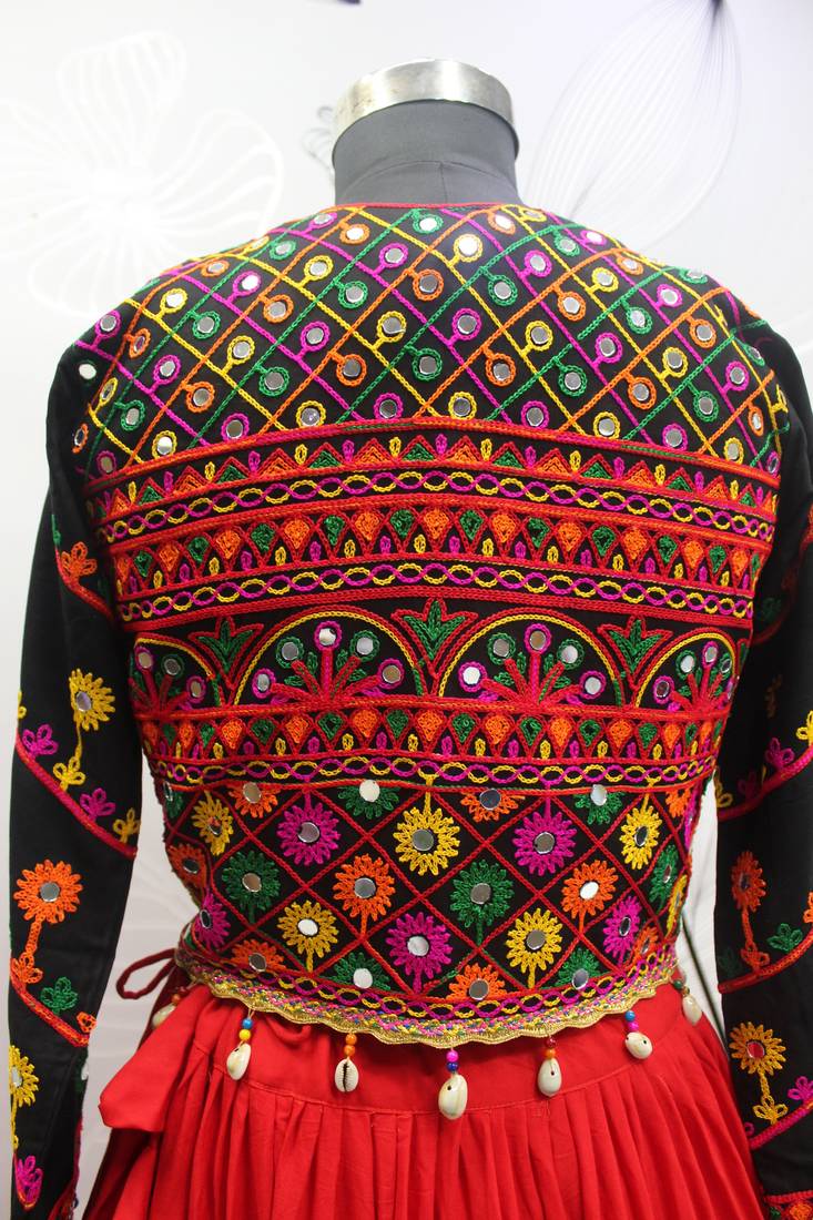 RED THREAD EMBROIDERED WITH MIRROR VISCOSE RAYON TRADITIONAL NAVRATRI FESTIVAL STITCHED LEHENGA CHOLI KOTI/SHRUG