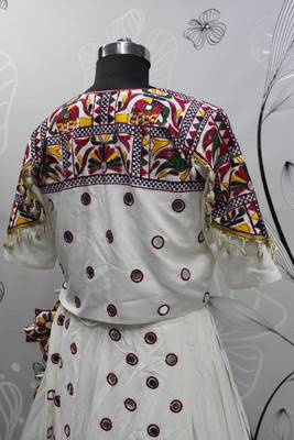 WHITE THREAD EMBROIDERED WITH MIRROR VISCOSE RAYON TRADITIONAL NAVRATRI FESTIVAL STITCHED LEHENGA CHOLI KOTI/SHRUG 9
