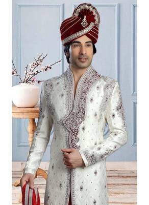White Embroidered Jacquard Stitched Sherwani 3