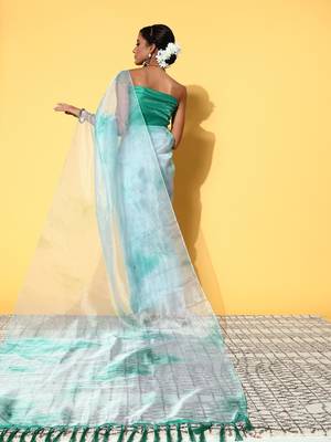 Turquoise Organza Printed Saree With Unstitched Blouse Piece 2