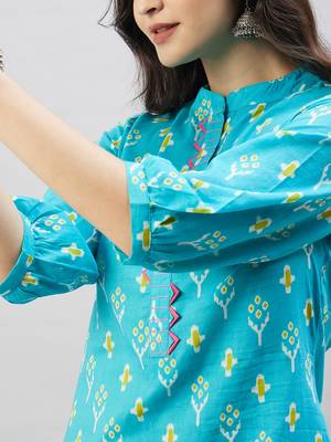 Winered women light blue with contrast pink thread work kurta 4