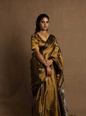 Gold Banarasi Handloom Tissue Saree with Running Blouse Piece 3