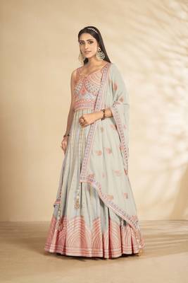 Light pastel colours are particularly fashionable these days, so making a statement in them is essential. 2