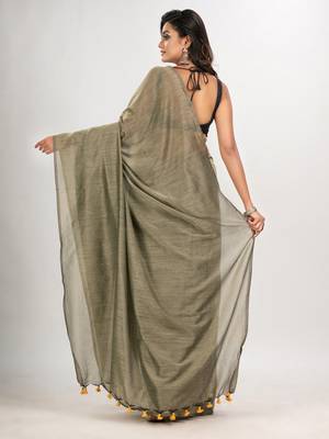 sage green cotton molmol handloom saree 4