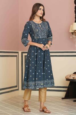 Juniper Women Teal Rayon Printed Anarkali Kurta. 3