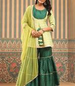 Juniper Women Green Shantoon Slub Printed Flared Kurta Sets