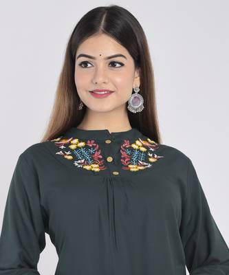 casual 3/4 sleeve embroidered women green top 4