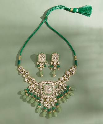 Polki & green jade tumbles bridal necklace set 3