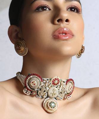 Multi colour prestige choker set 1